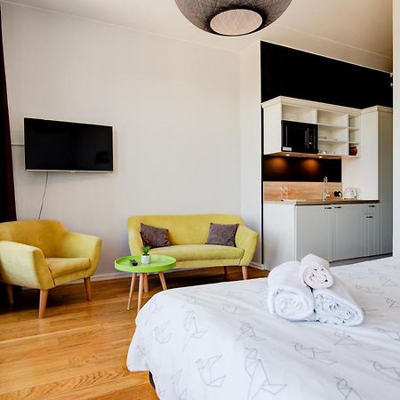 Stylish Studio In Perfect Location, 24H Reception Appartement Tallinn Buitenkant foto
