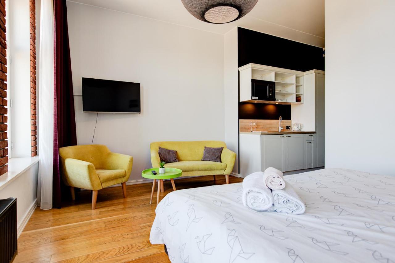 Stylish Studio In Perfect Location, 24H Reception Appartement Tallinn Buitenkant foto