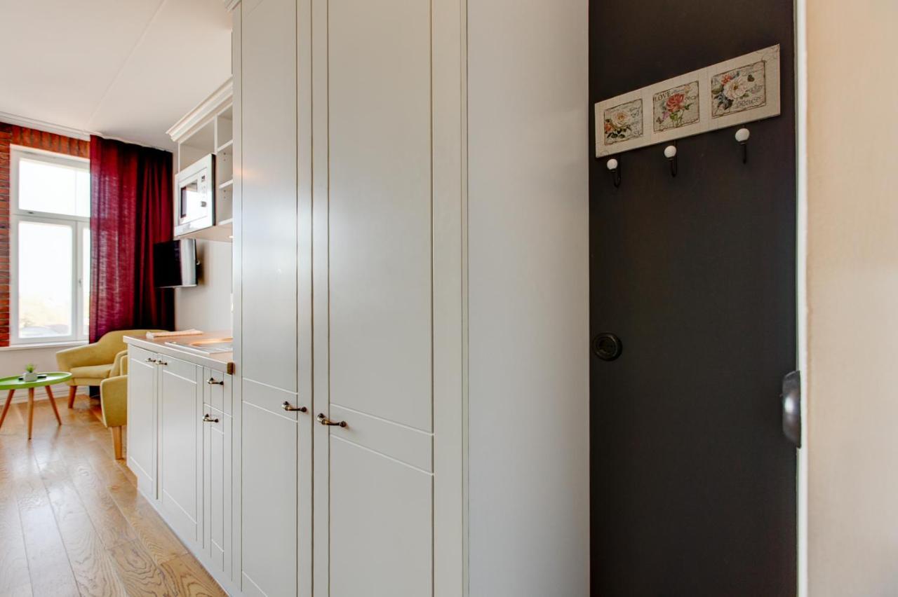 Stylish Studio In Perfect Location, 24H Reception Appartement Tallinn Buitenkant foto