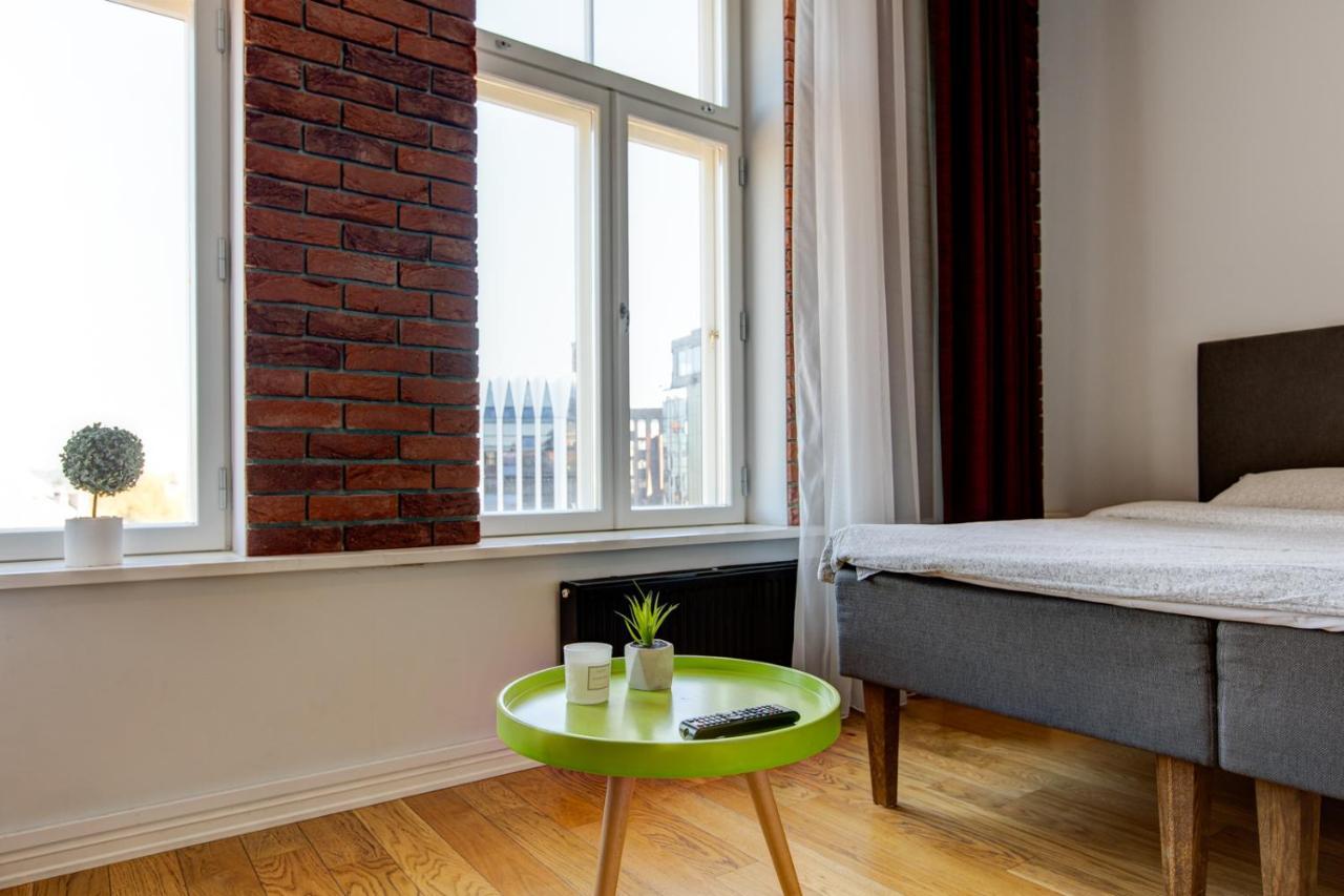 Stylish Studio In Perfect Location, 24H Reception Appartement Tallinn Buitenkant foto